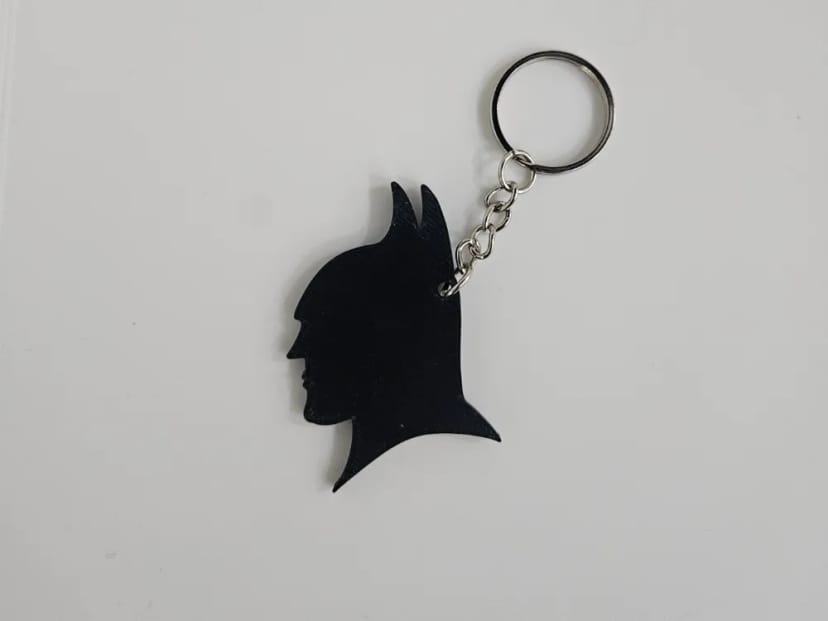 BAT MAN FACE KEYCHAIN - Image 1